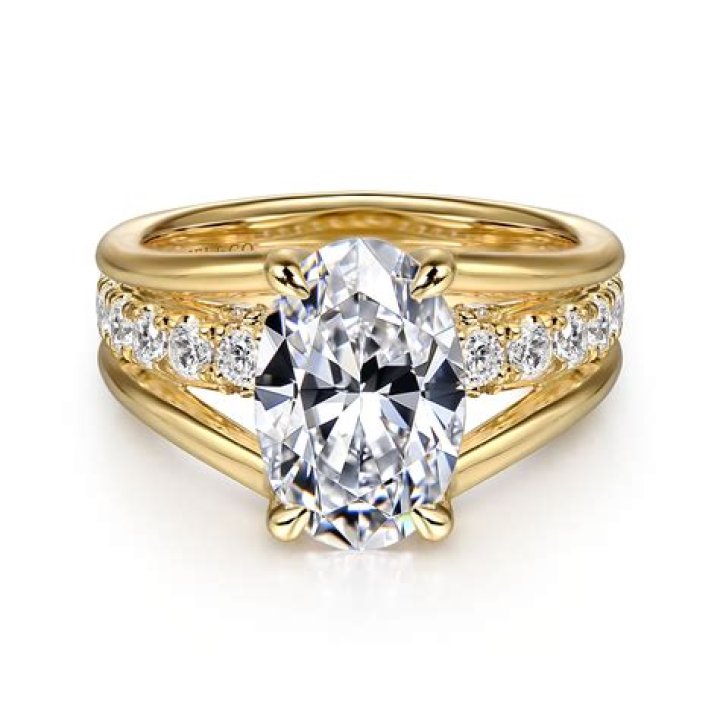 15 best diamond engagement rings for 2024: From oval to princess cuts