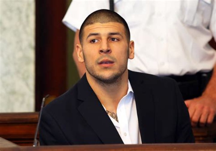 
Aaron Hernandez Death: Murder Or Suicide? What Happened To His Brain? 