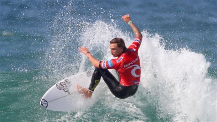 
Australian Surfing Champion, Chris Davidson, dies at 45 