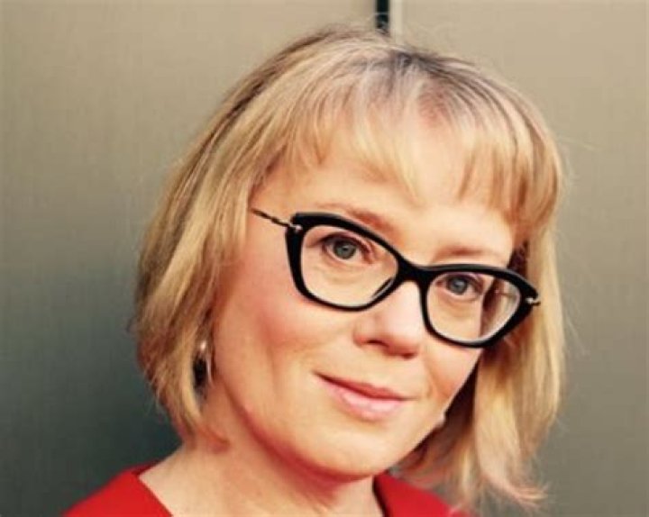 
Branwen Jeffreys Height, Weight, Net Worth, Age, Birthday, Wikipedia, Who, Nationality, Biography 