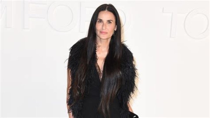 Demi Moore sends pulses racing with sultry photo that sparks reaction