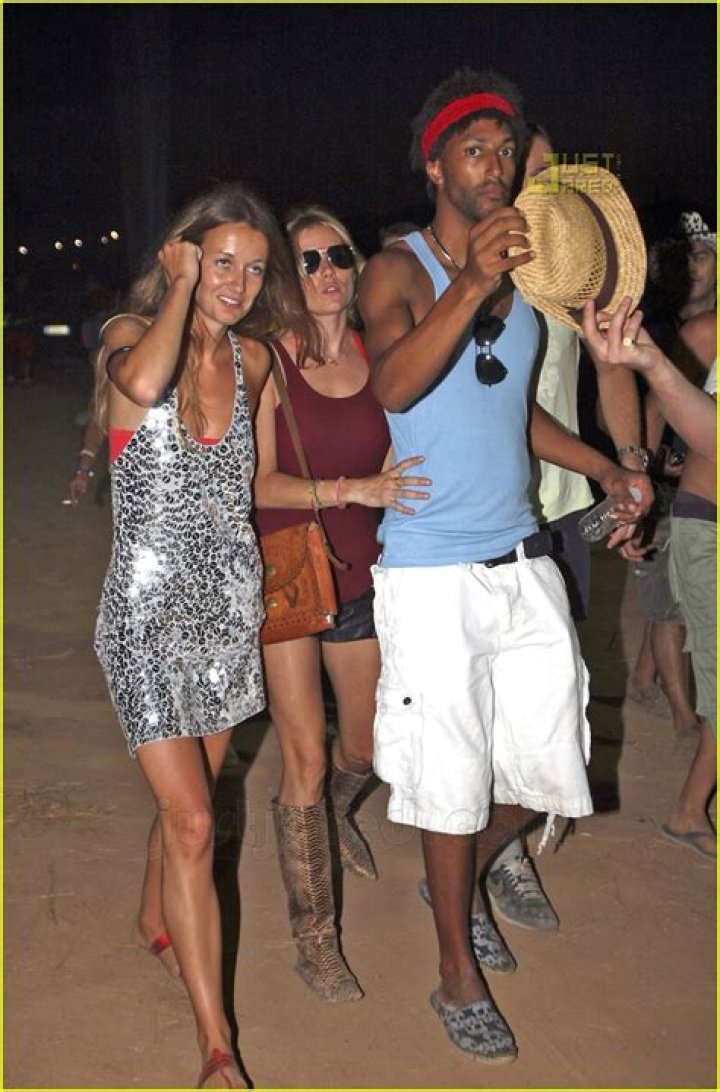 Environment campaigner Sienna parties with pal Diddy