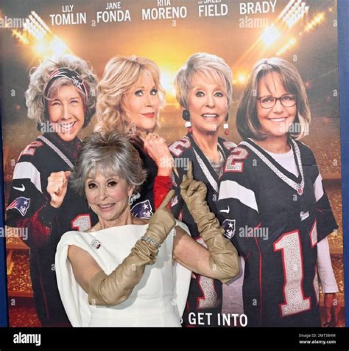 Grace and Frankie's Jane Fonda's new cover girl look is truly spectacular