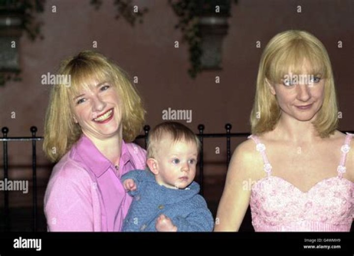 
How Old Is Molly Vivian? Meet Jane Horrocks Daughter On Instagram 
