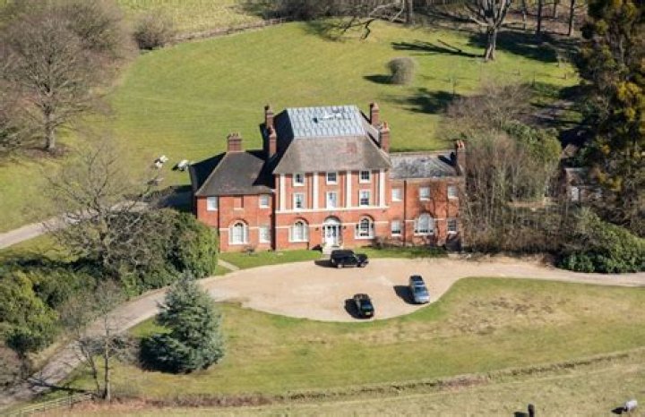 Hugh Grant's £17.5million exclusive London home near Pippa Middleton is straight from a 90s rom-com