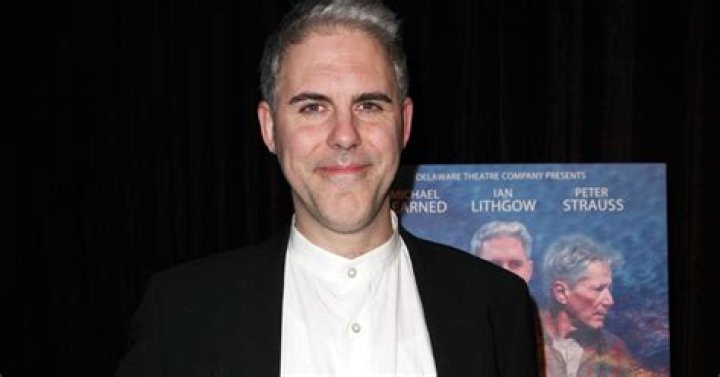 
Ian Lithgow Height, Weight, Net Worth, Age, Birthday, Wikipedia, Who, Nationality, Biography 