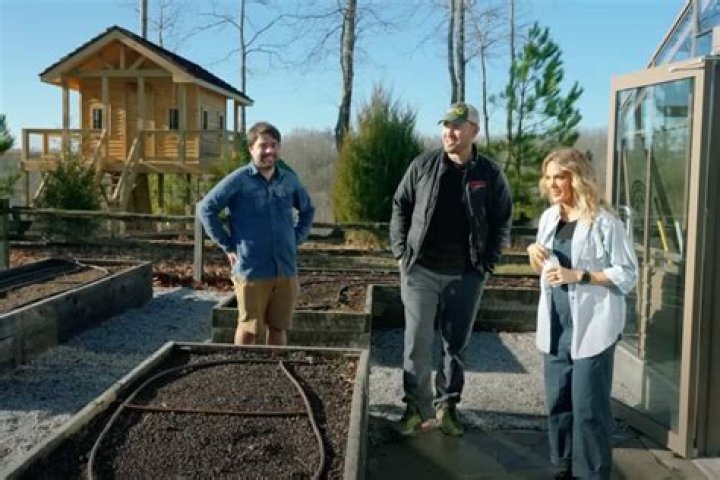 Inside Miranda Lambert's jaw-dropping $3.4m 400-acre Tennessee home