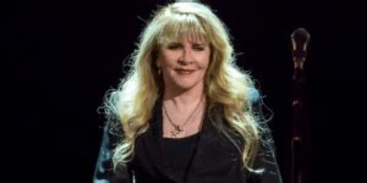 Is Singer Stevie Nicks Dead Or Alive In 2022? Fans Are Worried After Fake News Surfaced On The Internet