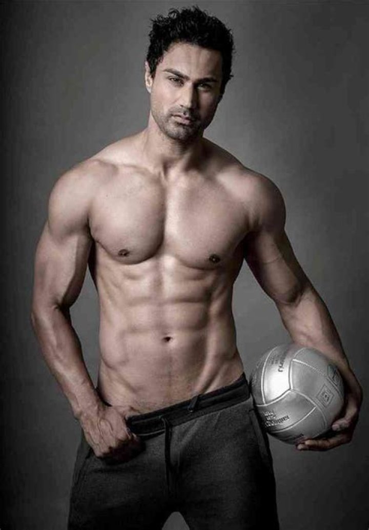 Karan Oberoi Ko Height, Weight, Net Worth, Age, Birthday, Wikipedia, Who, Instagram, Biography