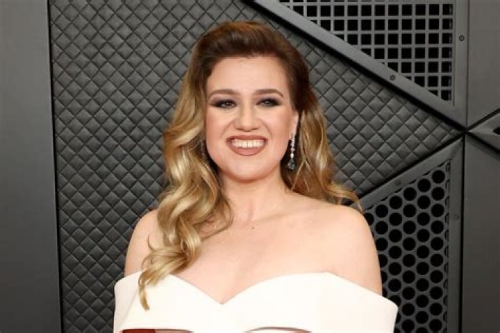Kelly Clarkson celebrates 41st birthday with 'one of the greatest gifts in my life' live on her talk show