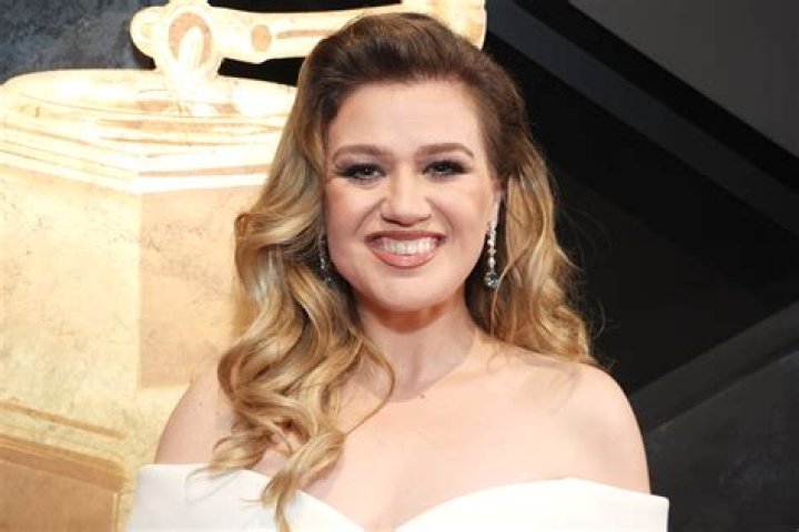 Kelly Clarkson’s net worth is way bigger than ex-husband's - and she's paying for it