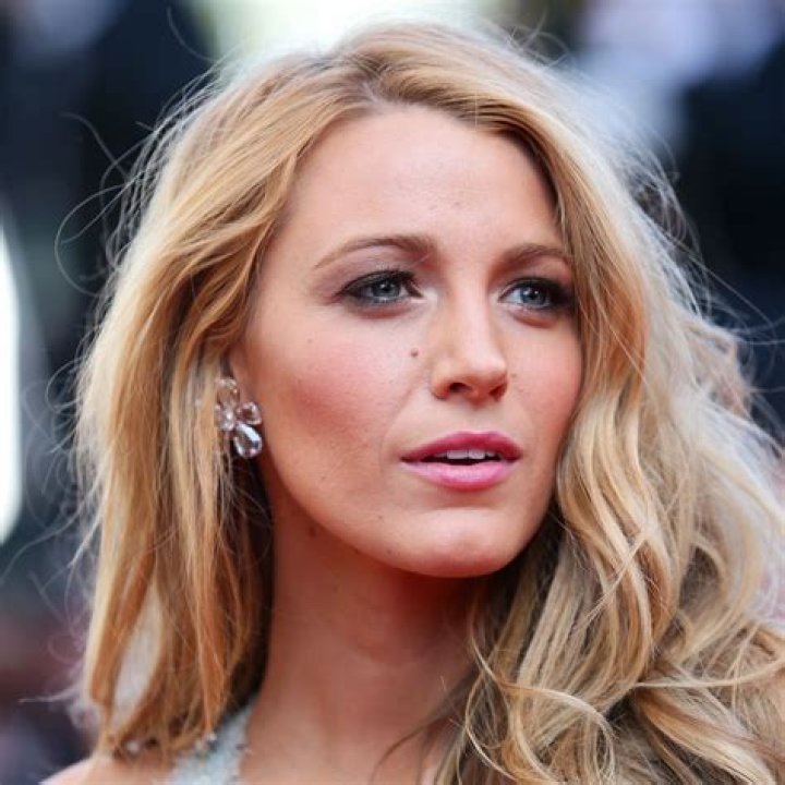 latest news, photos and more on the Gossip Girl star