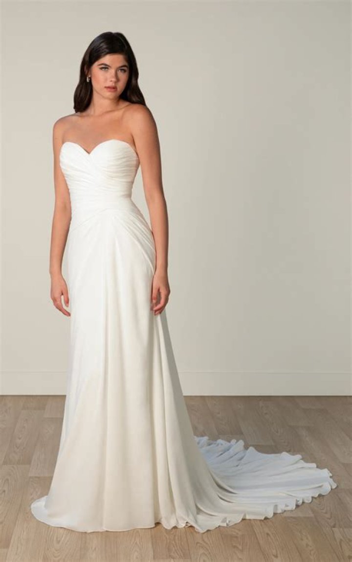 Like Meghan, I chose a bateau neckline for my wedding dress, but there was one downfall