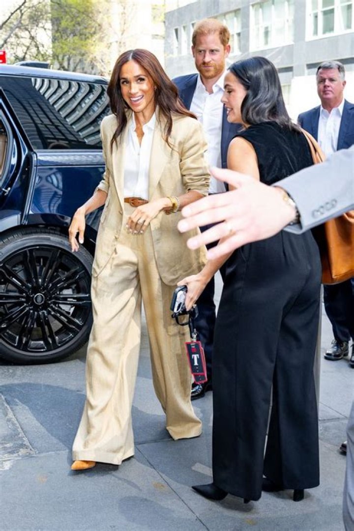 Meghan Markle wore a white blazer, and now we want one - 5 gorgeous new-in styles