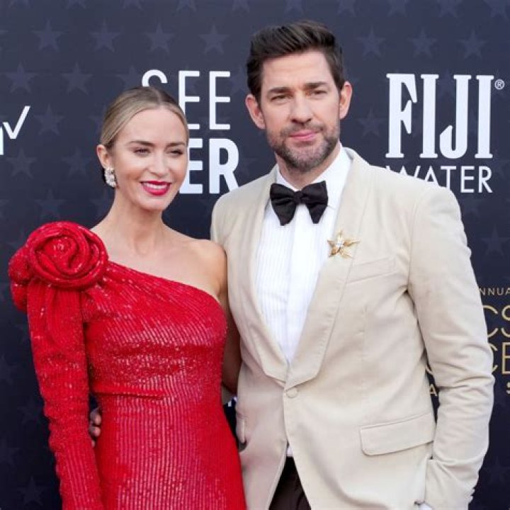 news, photos, John Krasinski, twitter and more...