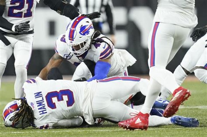 NFL's Damar Hamlin breaks silence with emotional message as fans sent prayers