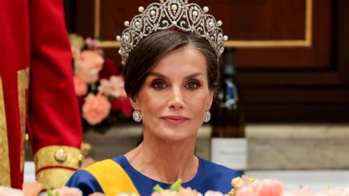 Queen Letizia just wore a waist-cinching wedding dress – but nobody noticed