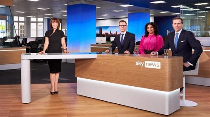 Sky News presenter brought to tears as she reports on 'moving' story in viral moment