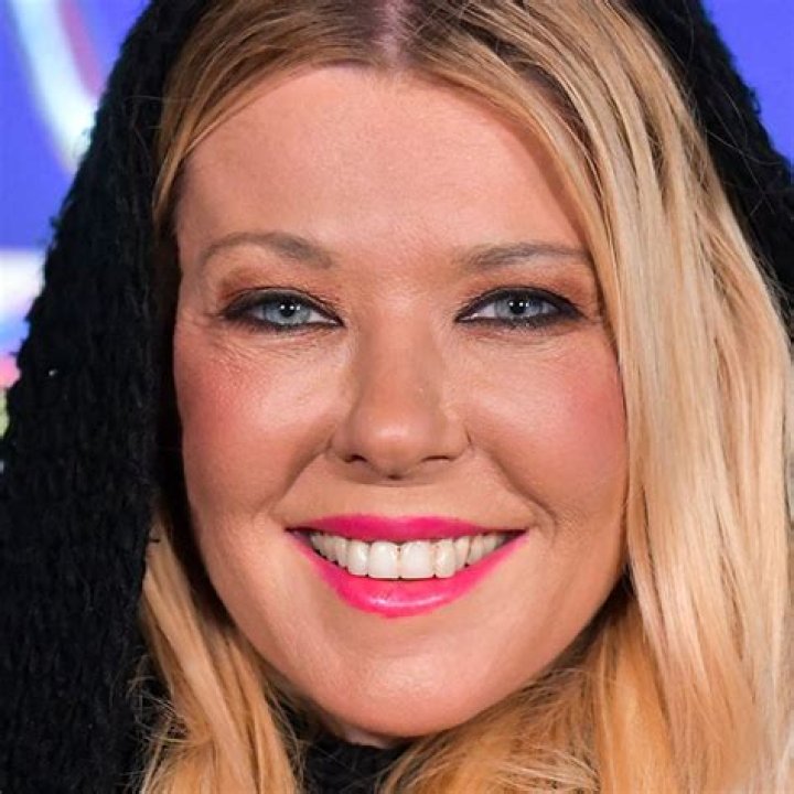 Tara Reid shares childhood photo and she looks so different