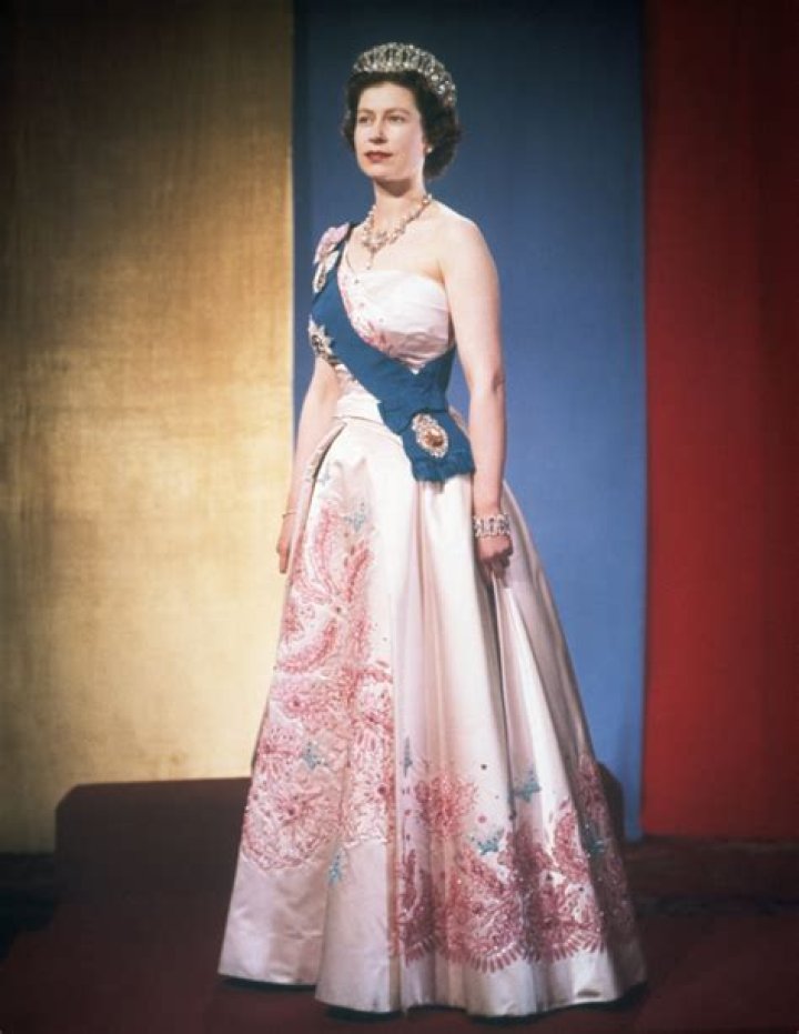 The Queen, Elizabeth II - HELLO!