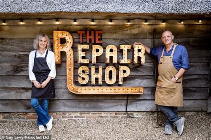 The Repair Shop siblings Steve and Suzie Fletcher's sweet bond and childhood revealed