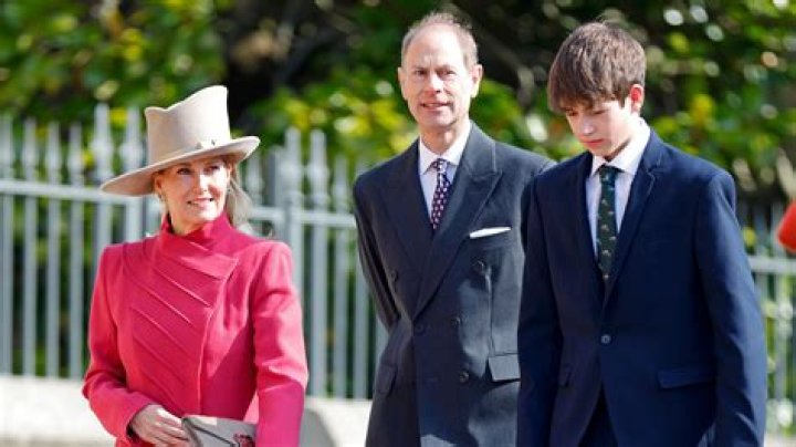 The sweet story behind Countess Sophie's favourite bold designer dress
