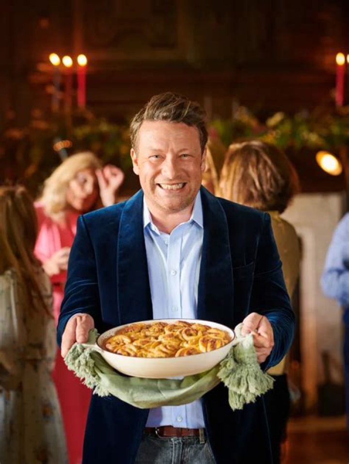This is the festive dessert Jamie Oliver will be making his 'lovely wife' Jools at Christmas